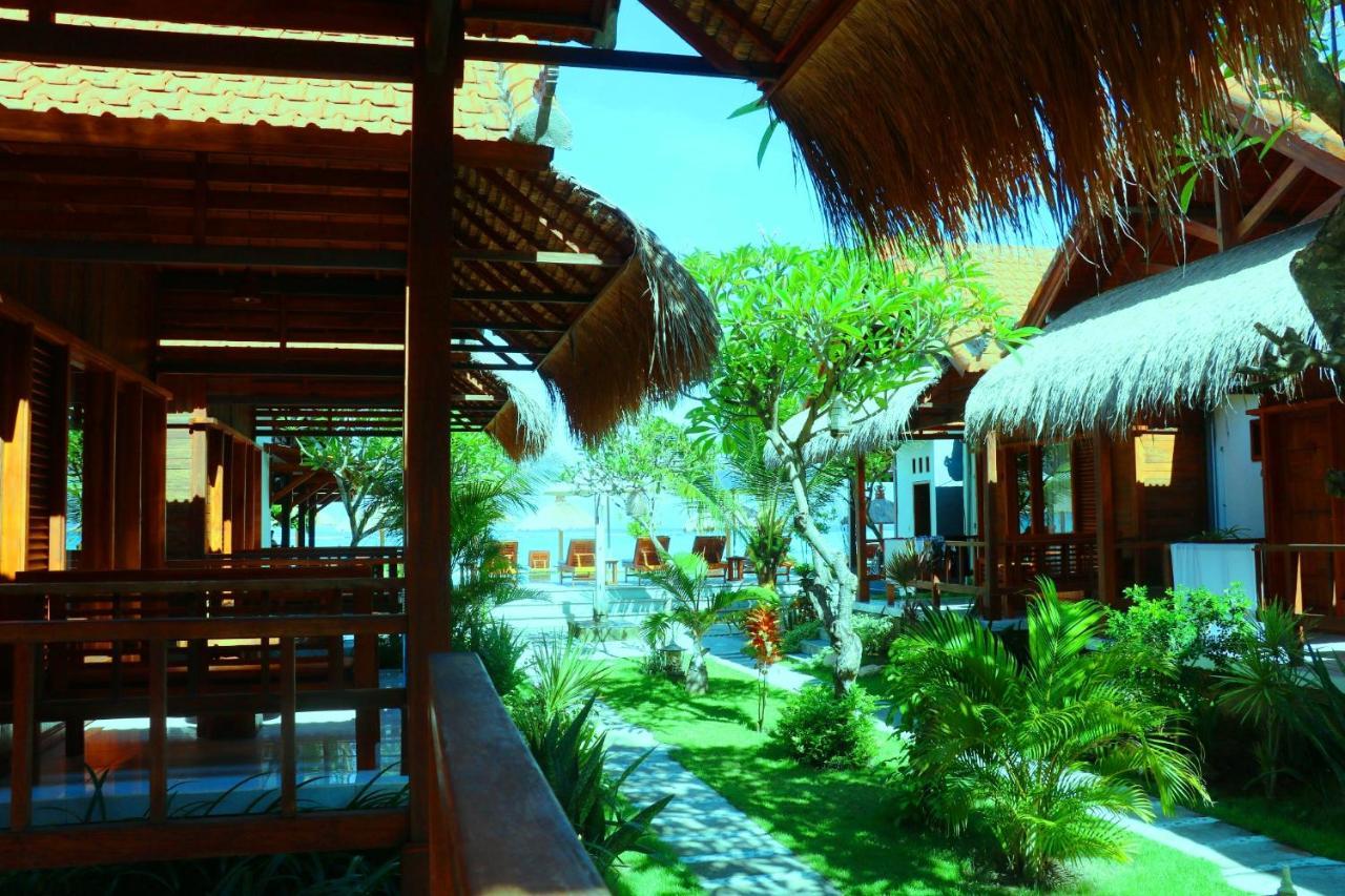 Pemedal Beach Resort Lembongan Exterior foto